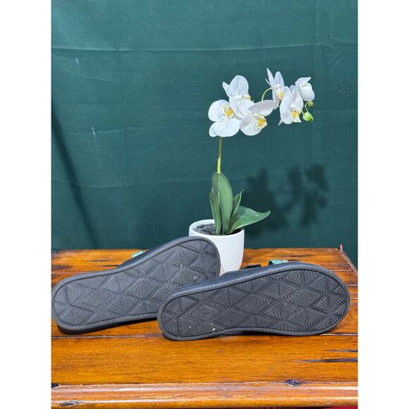 Men's Chaco sandal size 13 - Picture 5 of 8